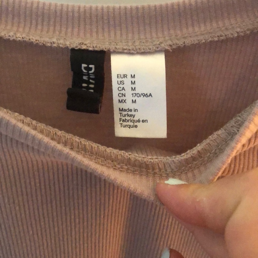 H&M top - Picture 3 of 3
